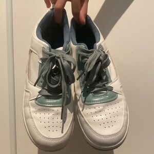 Women’s Spring Sneakers | Refresh